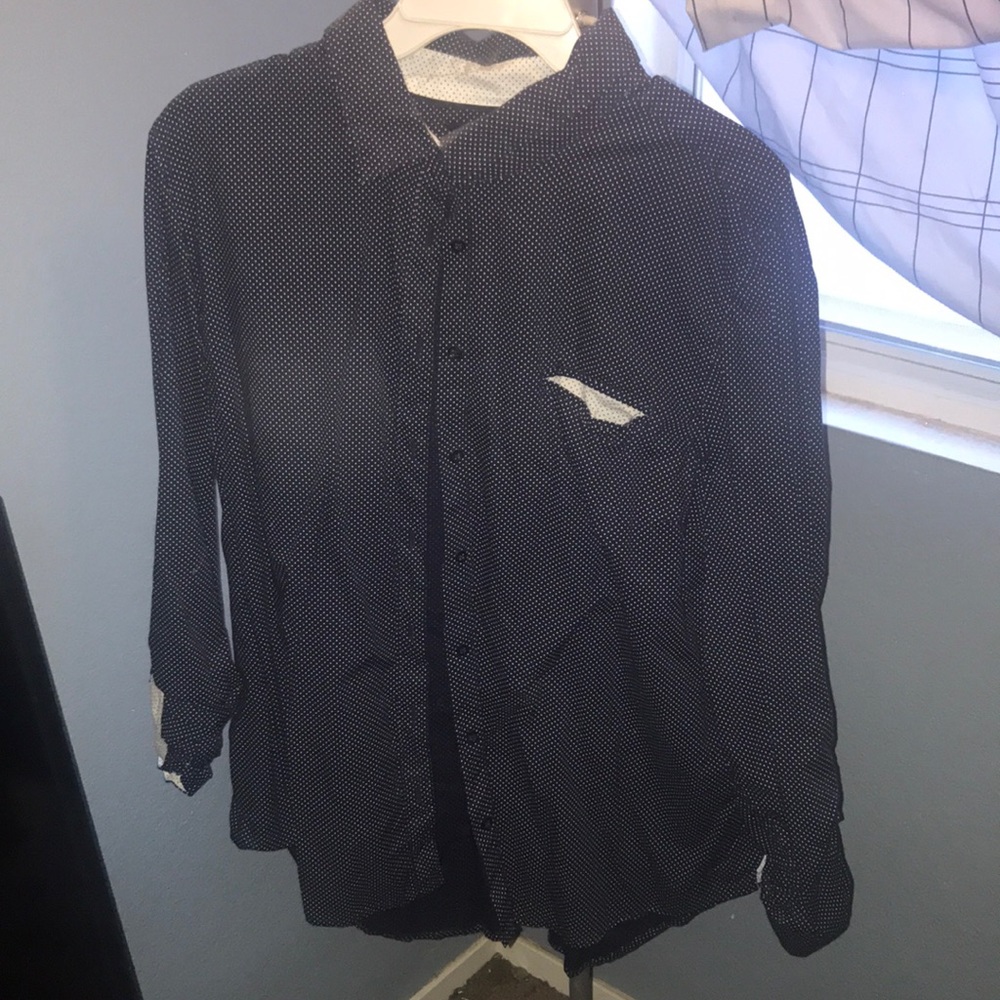 Cute long sleeve button up !